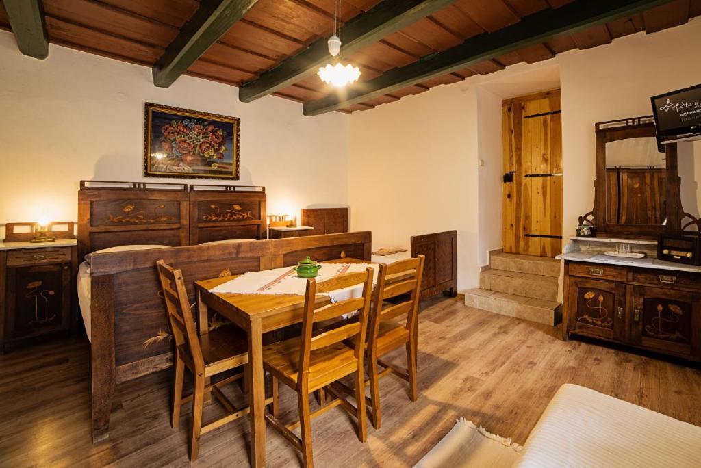 Penzion Stary Hostinec Banska Stiavnica Luaran gambar
