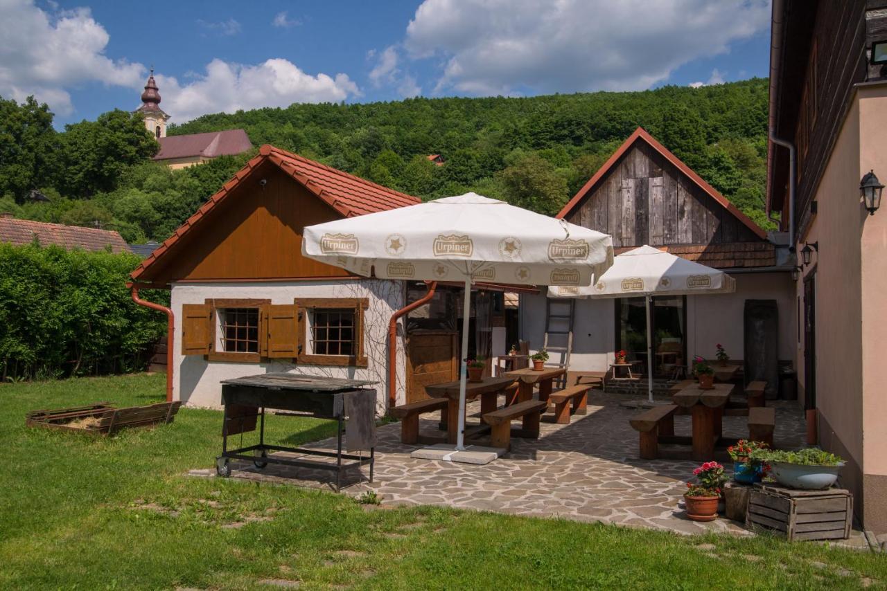 Penzion Stary Hostinec Banska Stiavnica Luaran gambar